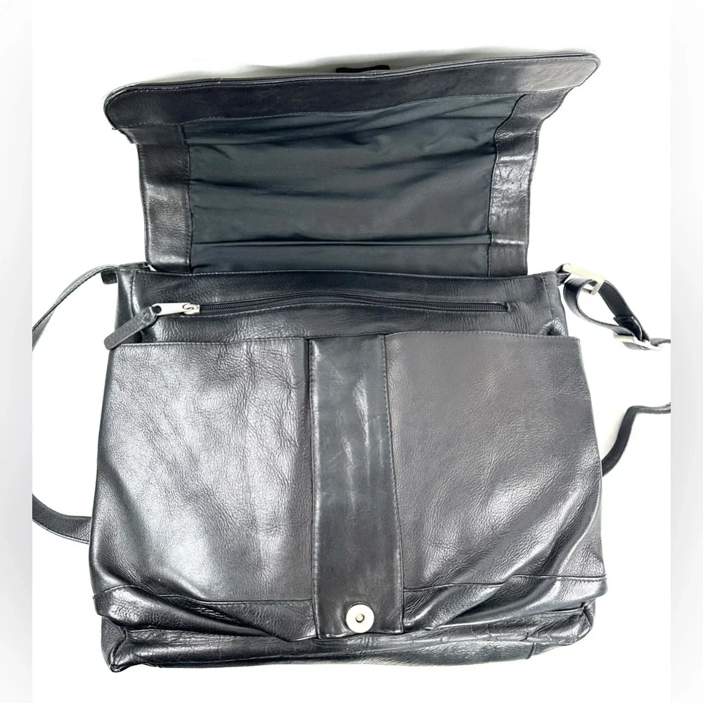 latico Black Leather Medium Messenger Bag Snap Flap Office Travel Commute